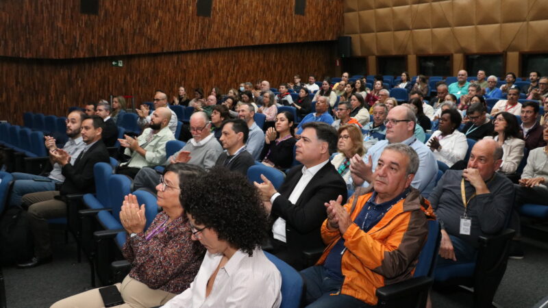 Auditório repleto de funcionários marcou o evento