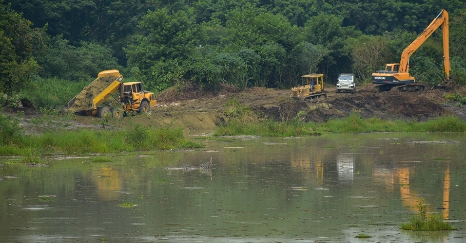 No momento você está vendo Cetesb penaliza mineradora por acidente no rio Paraíba do Sul