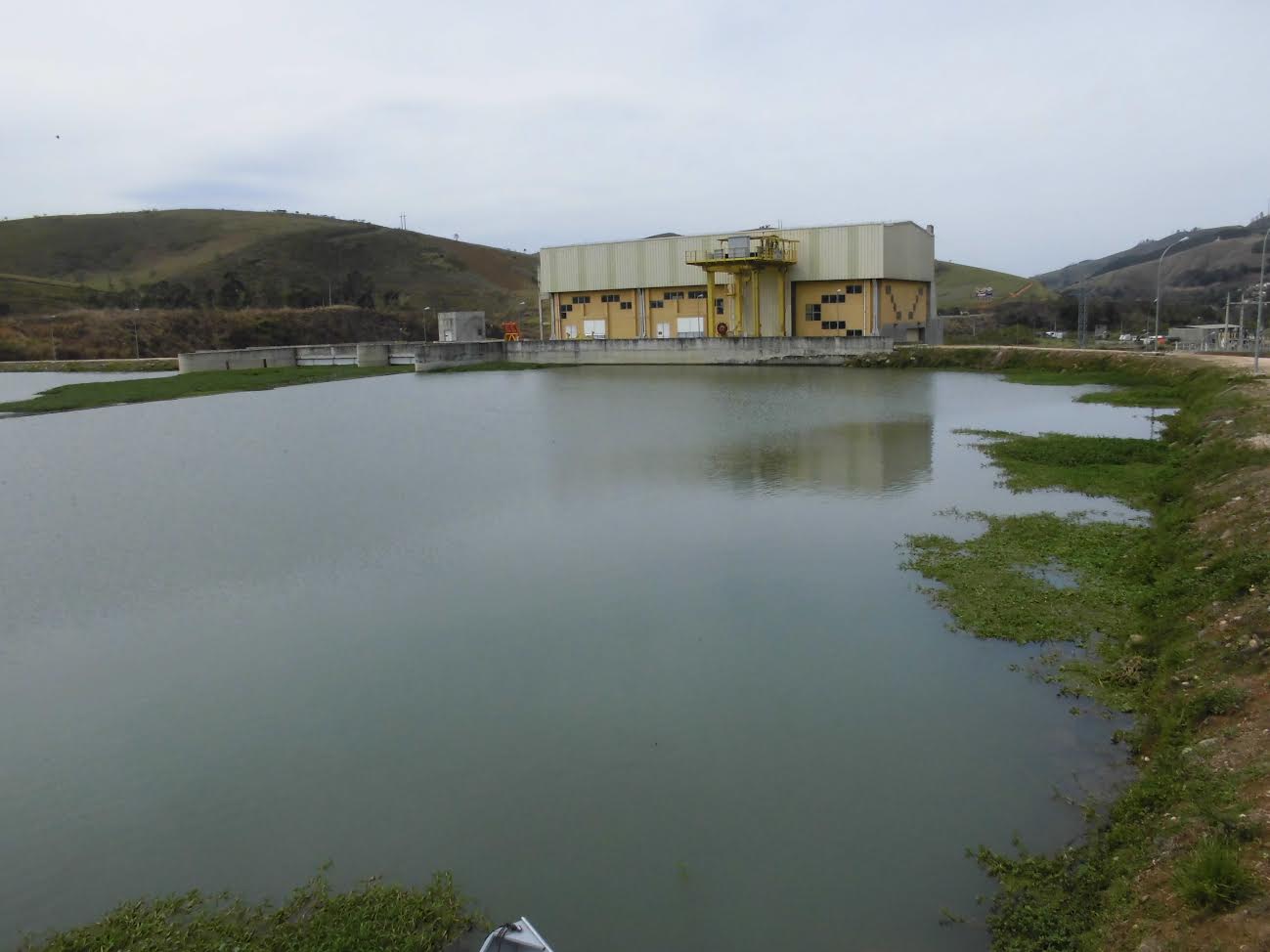 Leia mais sobre o artigo Cetesb instala estação automática de monitoramento no rio Paraíba do Sul, em Queluz