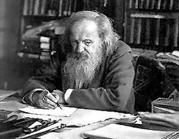No momento você está vendo Então, Mendeleev sonha
