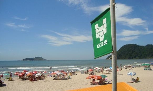 Sua praia tem bandeira vermelha ou verde? Cetesb cuida da balneabilidade em SP