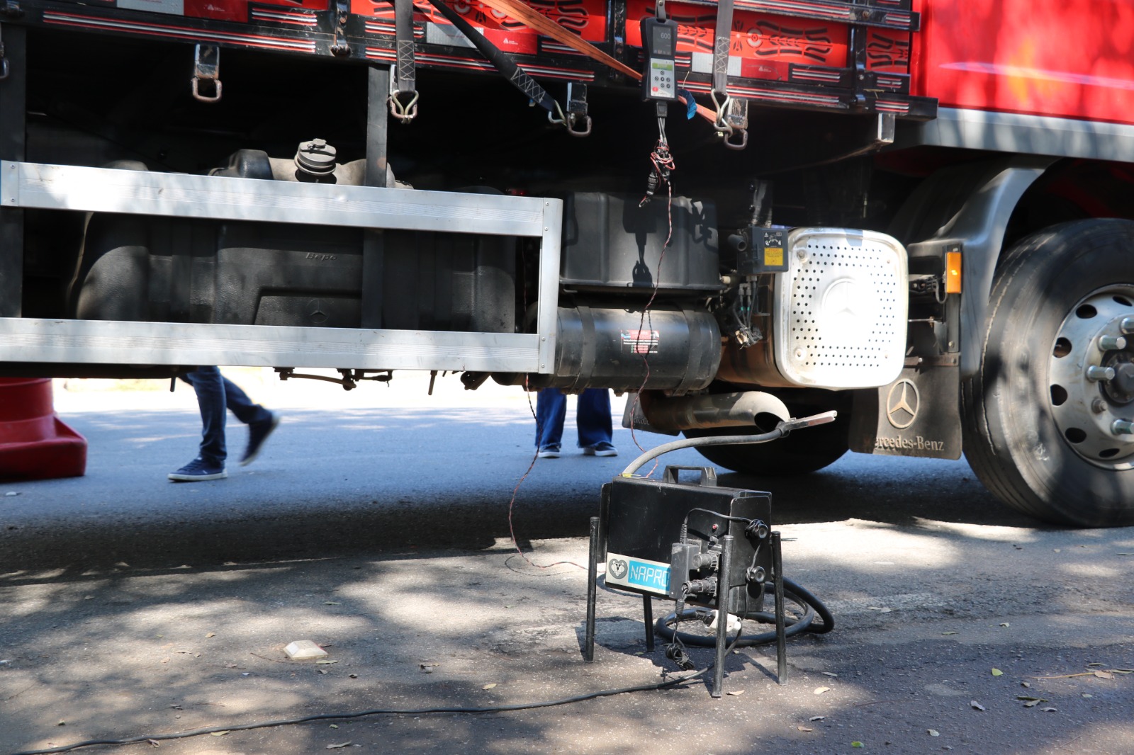 No momento, você está visualizando Cetesb realiza ação na Ceagesp para avaliar qualidade do ARLA 32 e conscientizar caminhoneiros sobre emissões veiculares