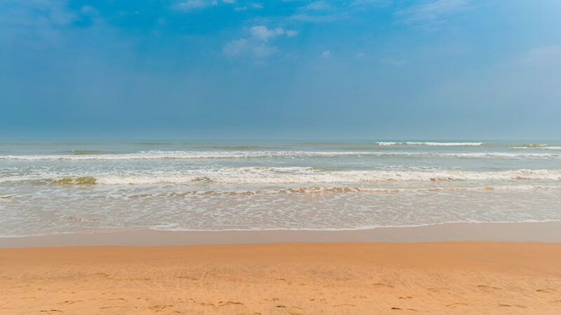 86% das praias do litoral paulista estão próprias para banho, aponta boletim da Cetesb